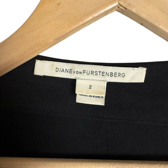 Diane von Furstenberg Julian Black 3/4 Sleeve V-Neck Tie Waist Wrap Dress Size 2 - Picture 4 of 9